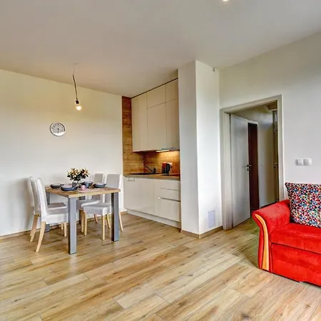 Dve Zatoky Kovarov Apartman *