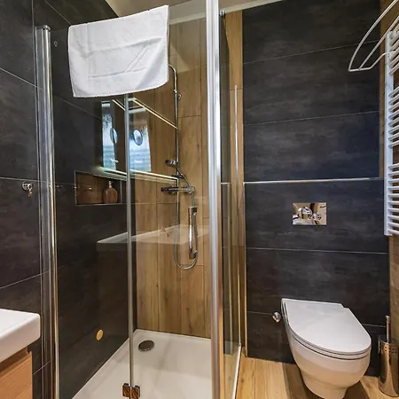 Apartman Dve Zatoky Kovarov